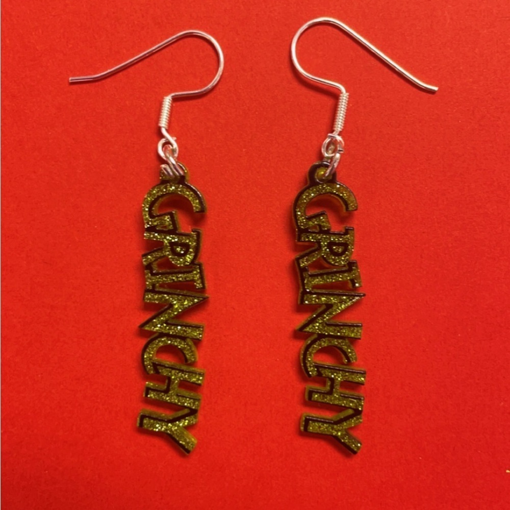 Grinch (GRINCHY) Earrings .925 earrings wire 💚❤️ SUPER CUTE❣️